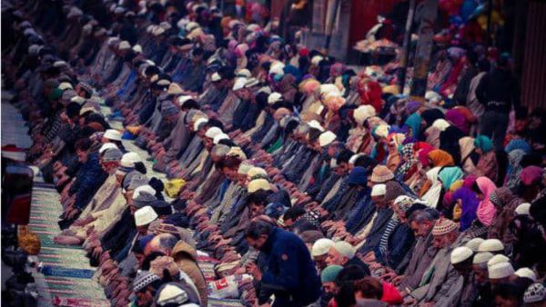 Mendedah sisi sakral dan plural dalam Islam